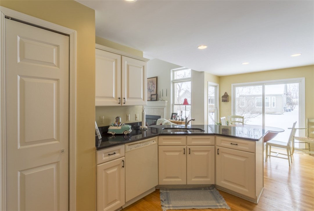 5852 Windstar Circle